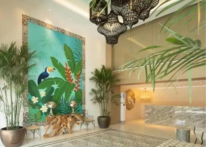 Puchol - Azure Bahamas Tower *